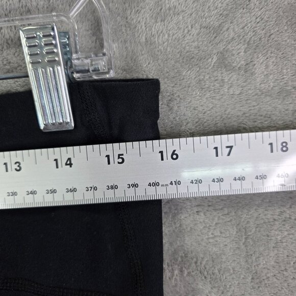 Womens Nike Dri Fit Black Cropped Leggings Polyester Spandex Activewear Size L - Picture 9 of 12